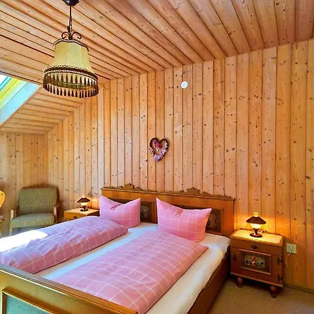 Gastehaus Benedikt *